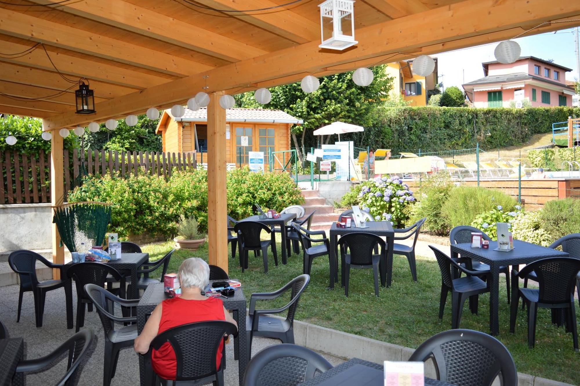 Camping Royal Pettenasco Exterior foto