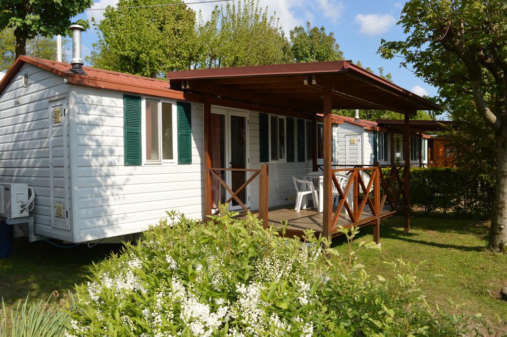 Camping Royal Pettenasco Exterior foto
