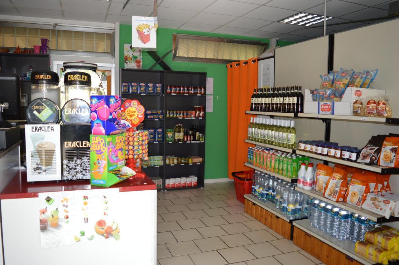 Camping Royal Pettenasco Exterior foto